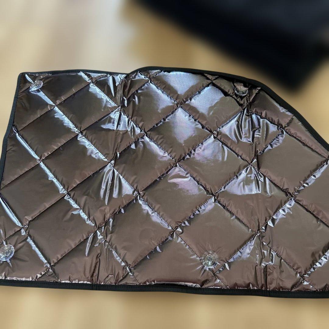 アイズ マルチサンシェード ランクル76