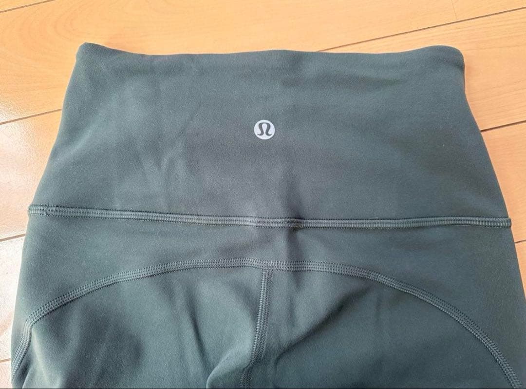 値下げ不可　lululemon スーパーハイライズフレアパンツ　groove