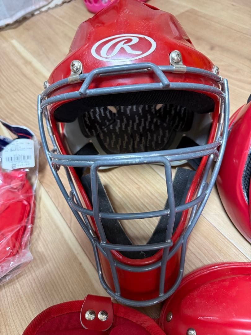 ミズノ キャッチャー防具セット(軟式)レッド