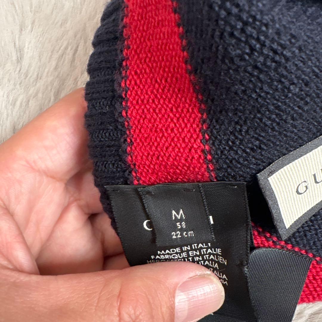 GUCCI GGロゴ付きネイビー・レッドニットビーニー