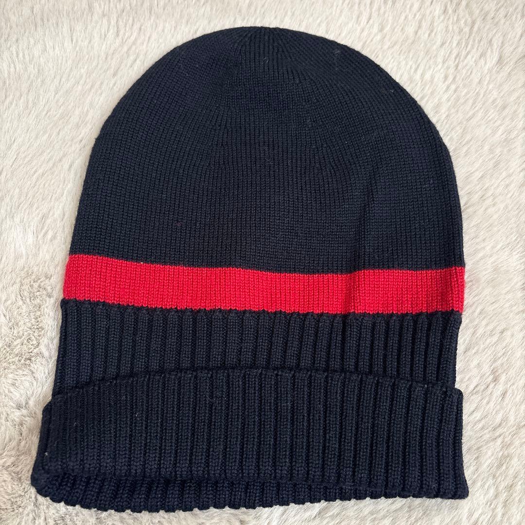 GUCCI GGロゴ付きネイビー・レッドニットビーニー