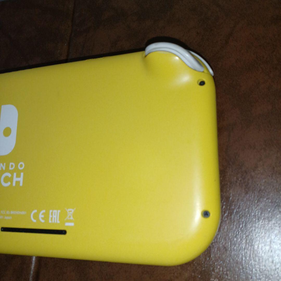 りーにゃんNintendo Switch Lite イエロー 黄色　本体