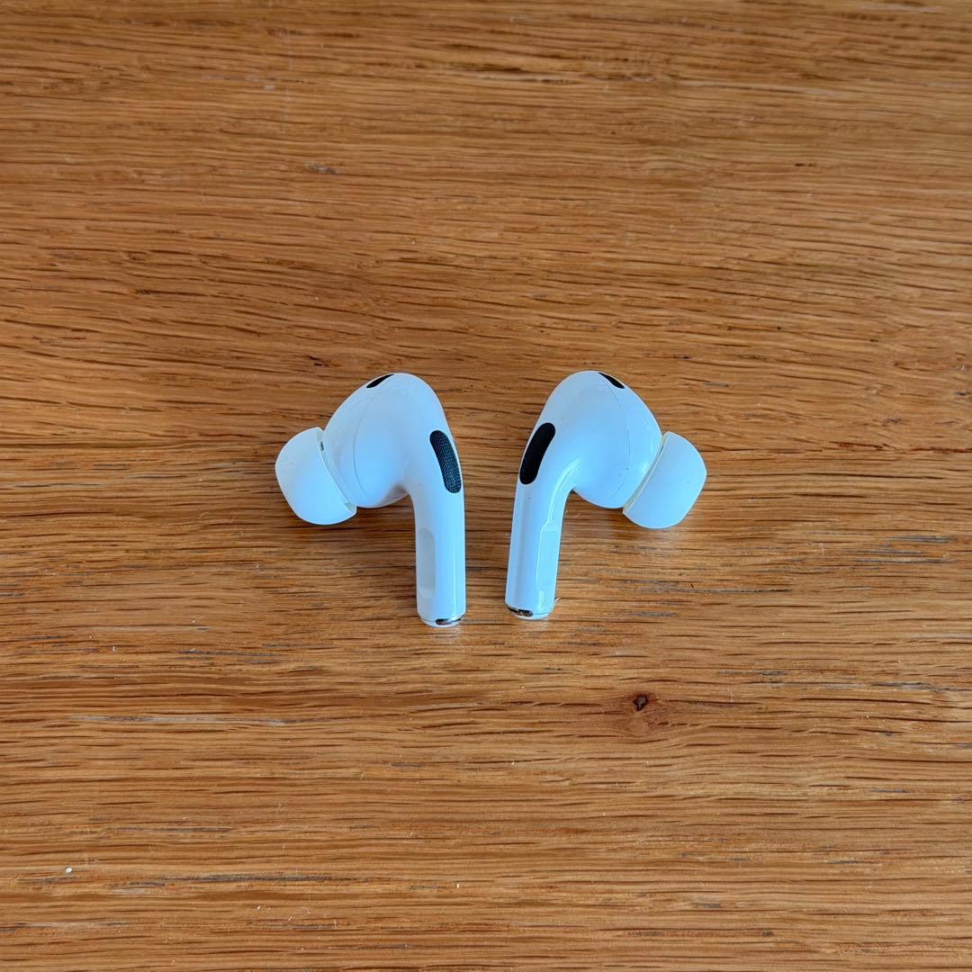 【美品】Apple AirPods Pro 2 本体 ホワイト 付属品付き