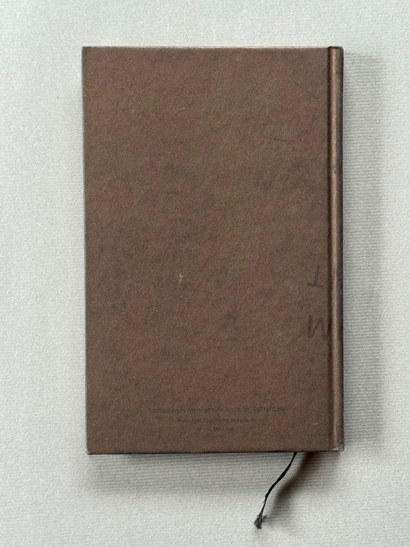 アート・デザイン・音楽 Fishing from the Pavement / Libeskind