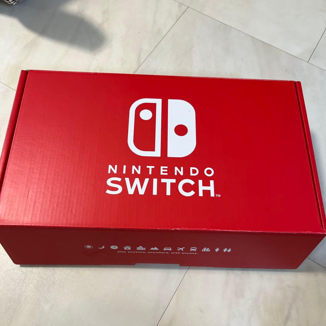 Nintendo Switch 本体 Joy-Con付き　A