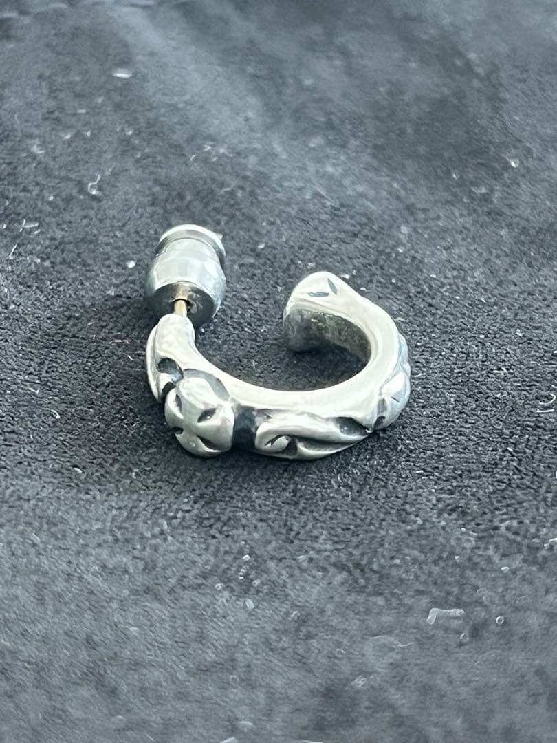 Bill Wall Leather シルバーフープピアス 片耳用