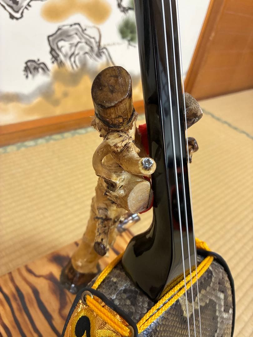 沖縄三線！貴重！知念大工型！本蛇皮！本張り！【一枚張り】⑦⓬