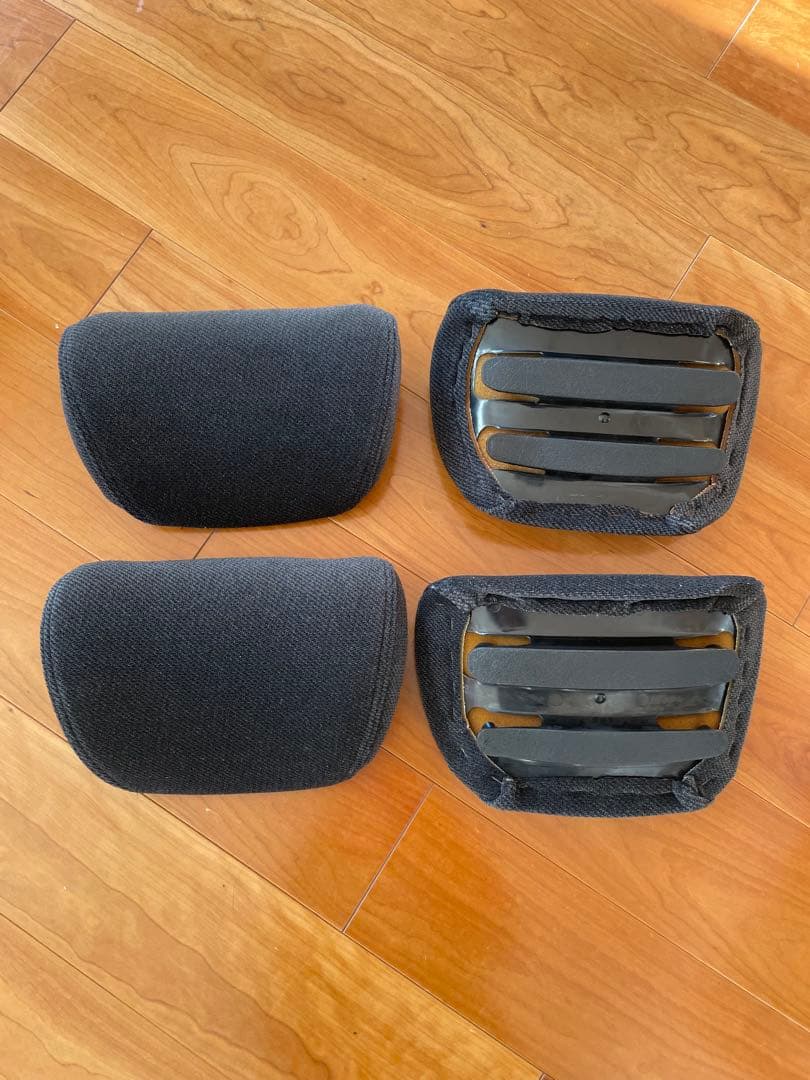 くりさぶろう【ボルボ240純正】ヘッドレストパッド ブラック 4個セット