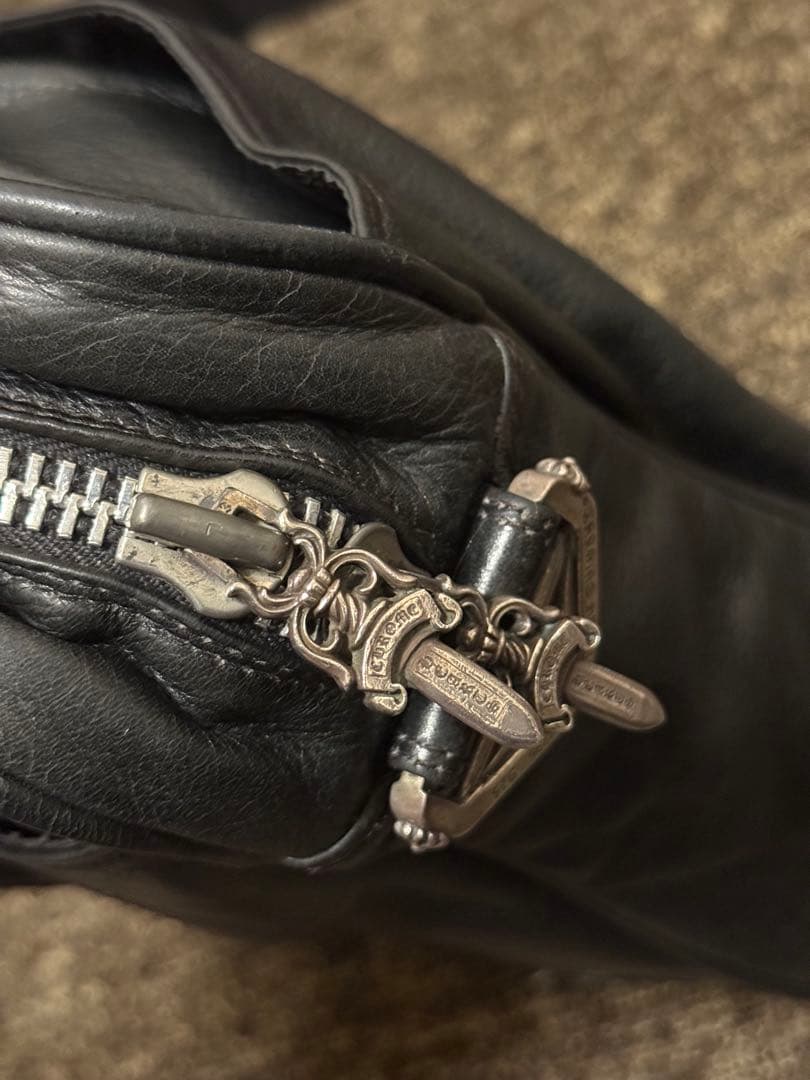 【週末特価】CHROME HEARTSクロムハーツ レザーブリーフ　フレアニー