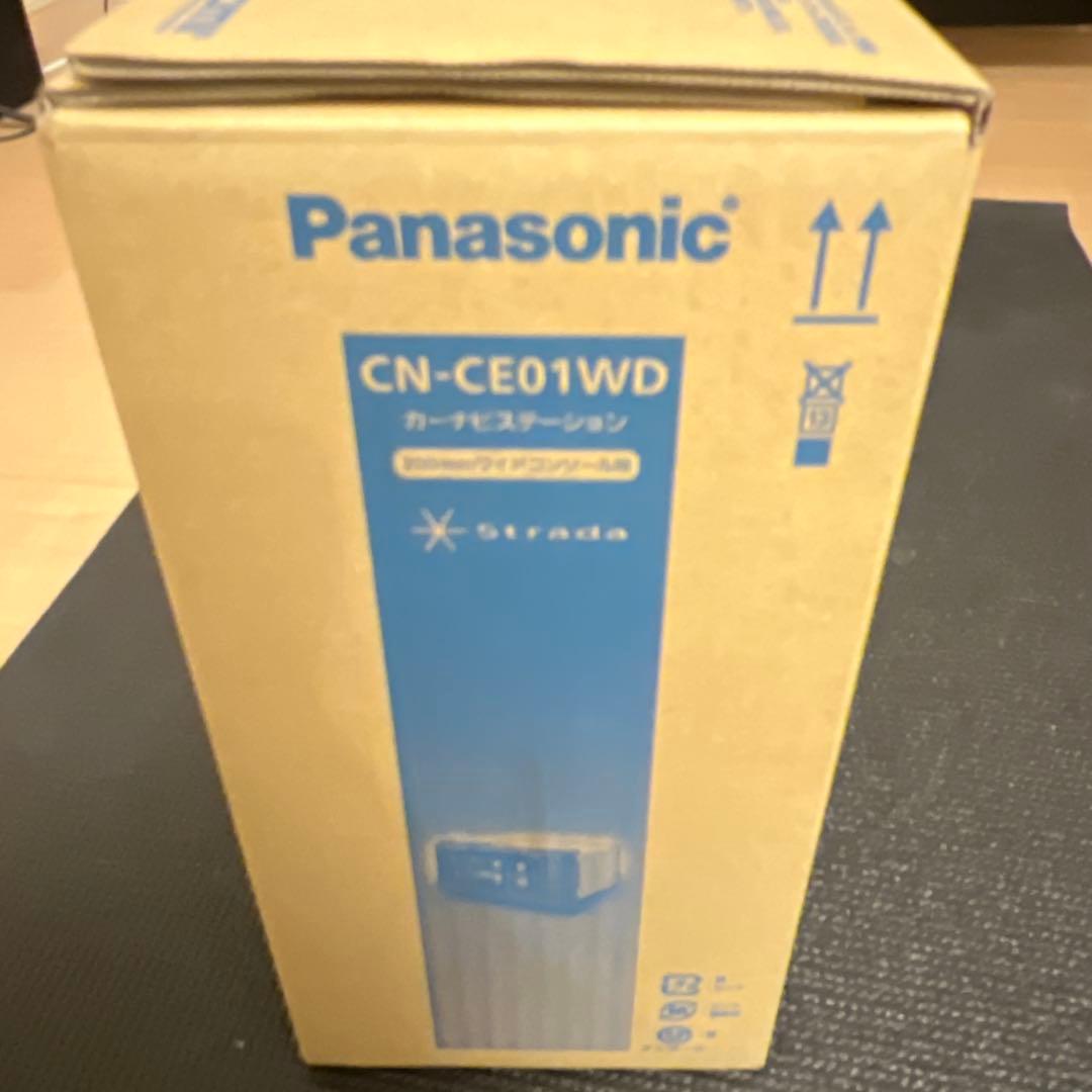 新品未使用　Panasonicナビ　CN-CE 01WD