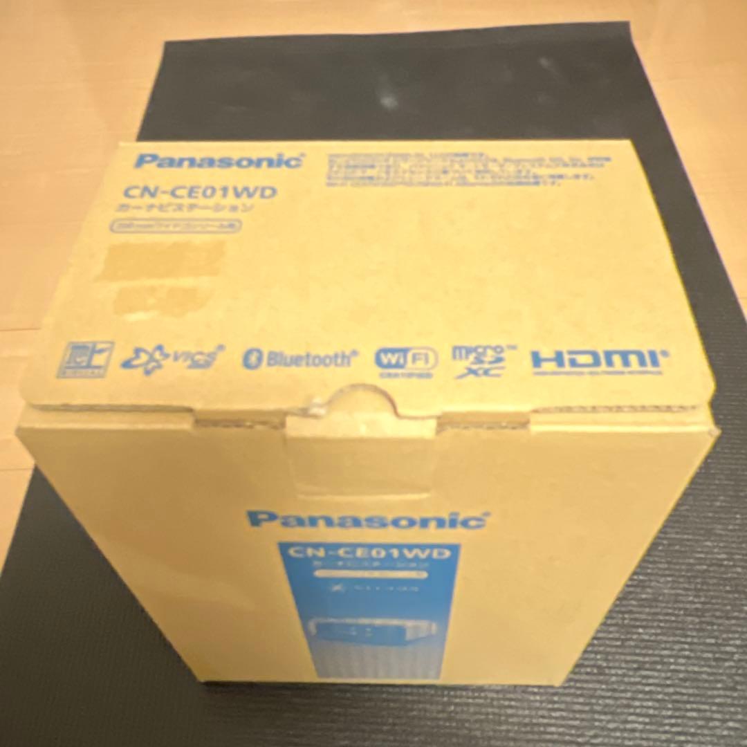 新品未使用　Panasonicナビ　CN-CE 01WD