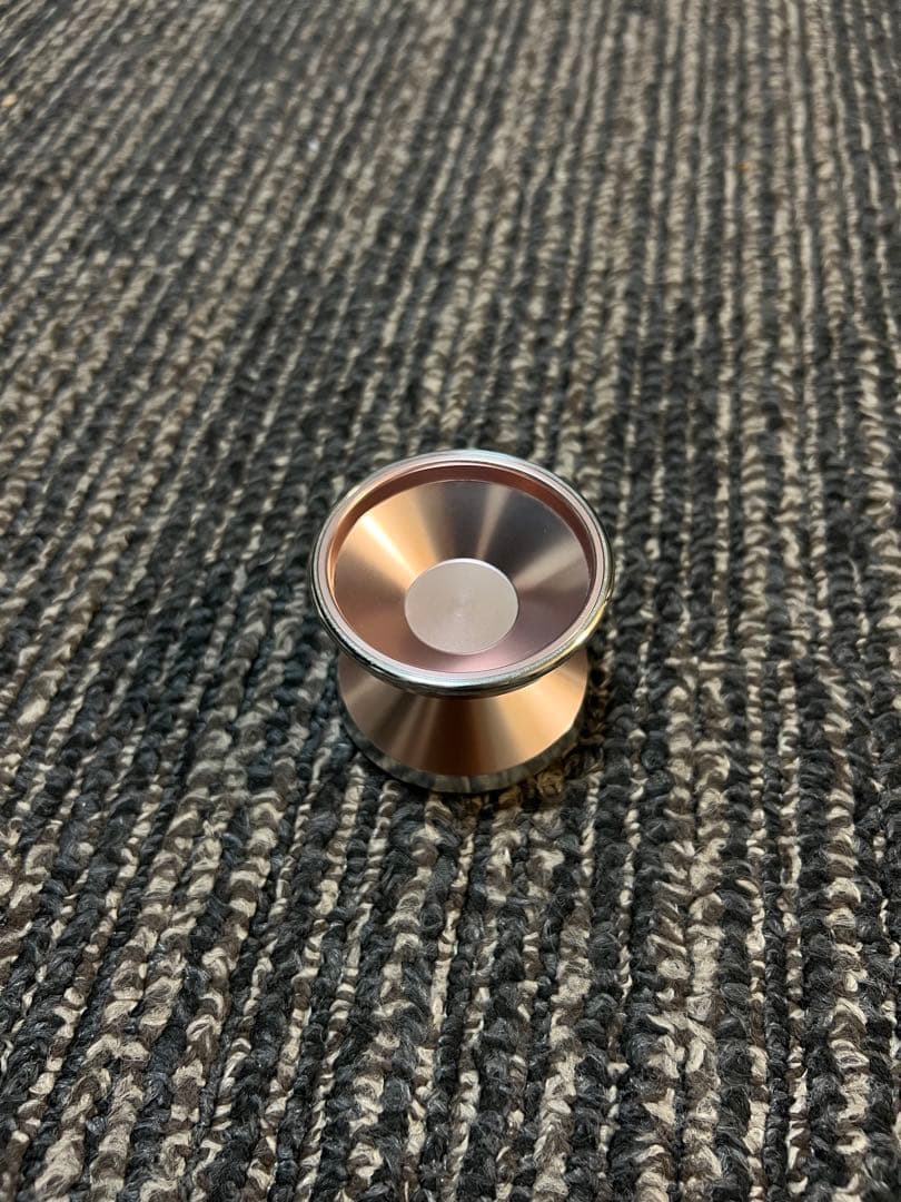 アンパラレルド フラッシュ UNPRLD FLASH