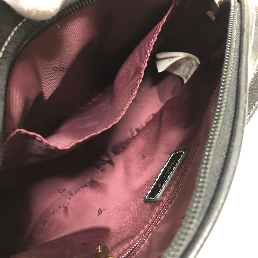 アニエスベー ショルダーバッグ ステッチ レザー ブラック