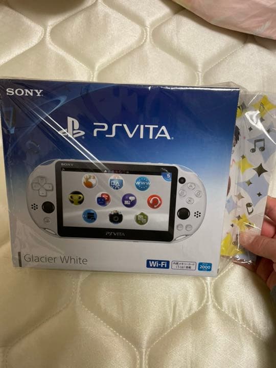 「王冠刻印モデル」うたプリ限定　PSVita 本体