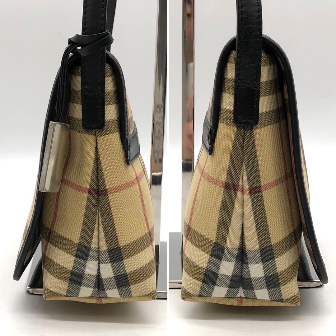 ✨極希少✨バーバリー ショルダーバッグ ノバチェック チャーム PVC レザー