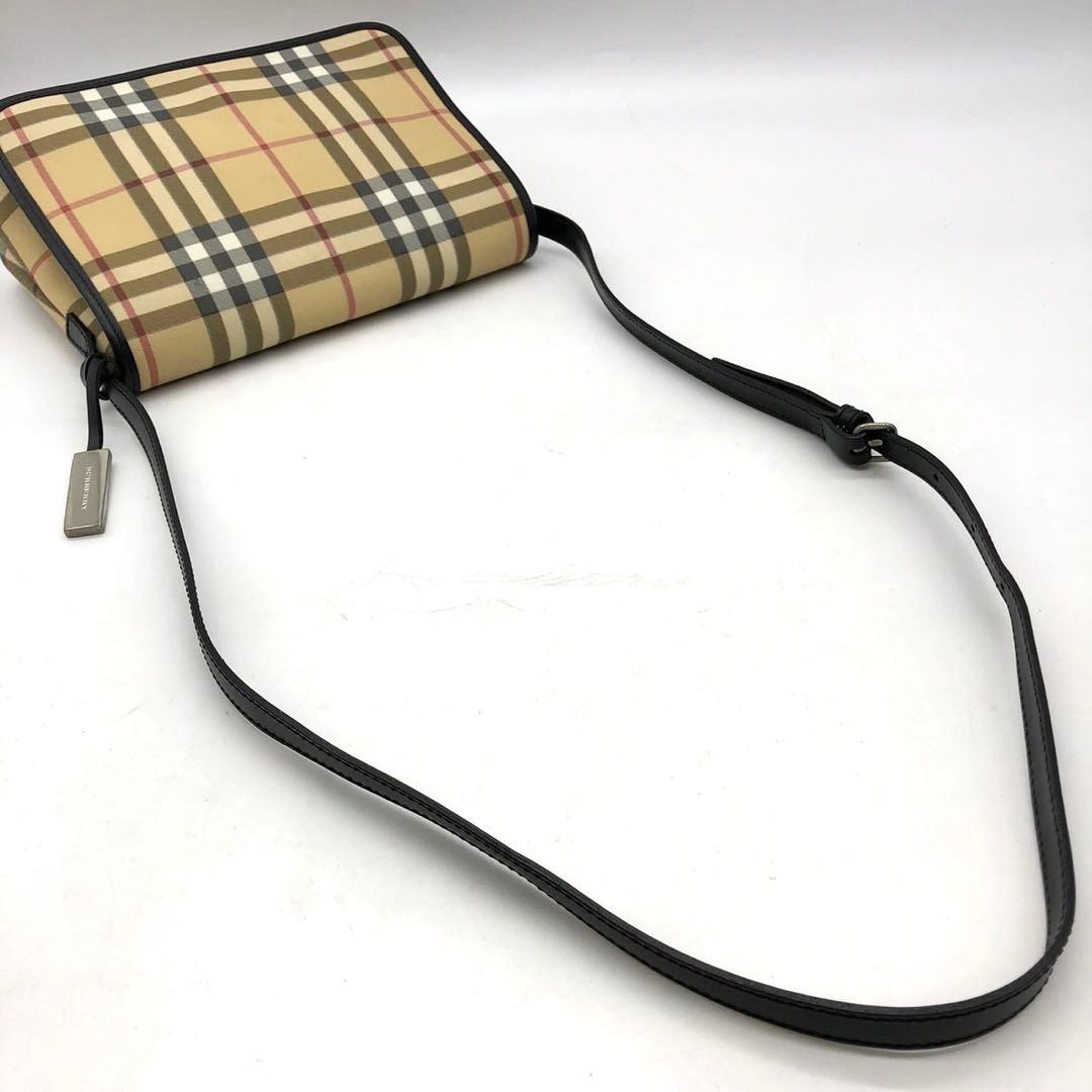 ✨極希少✨バーバリー ショルダーバッグ ノバチェック チャーム PVC レザー