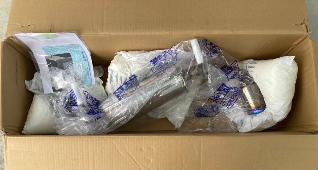 ジムニー　jb64 マフラー　柿本改　class KR + おまけフロアマット