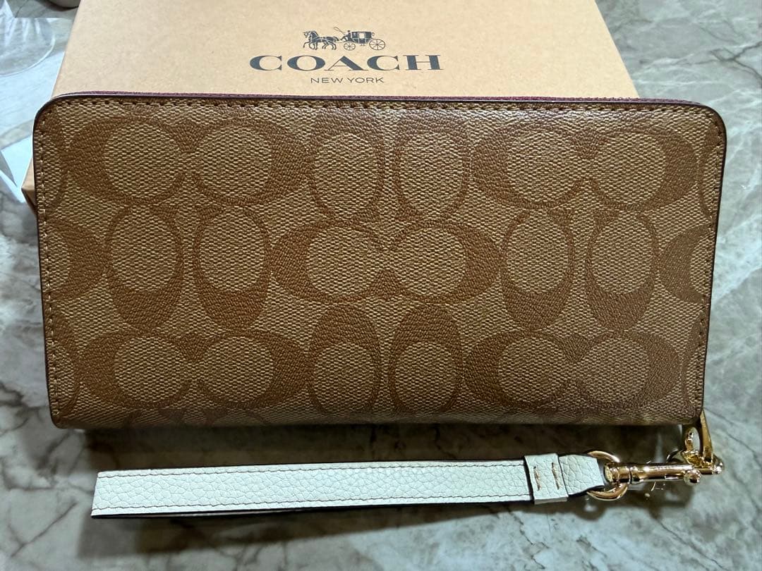 COACH スヌーピー パッチ 長財布