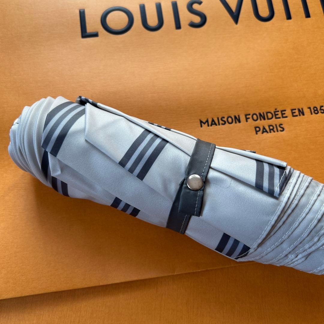 ★新品未使用FONDATION LOUIS VUITTON★ 折りたたみ傘