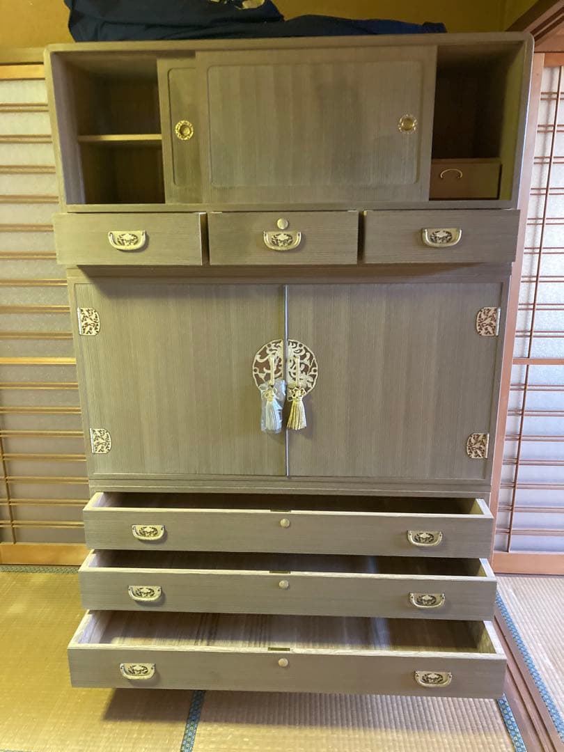 総桐箪笥　昭和57年