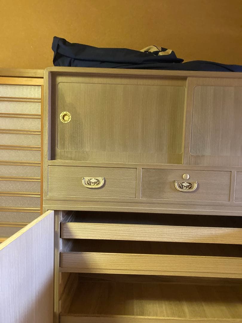 総桐箪笥　昭和57年