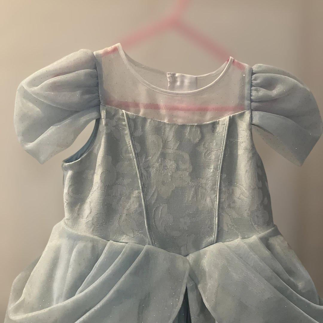 ビビデバビデブティック美品　シンデレラ　 ティアラ、サッシュ付き