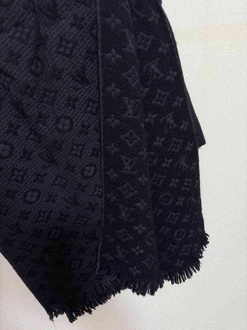 【超美品】LOUIS VUITTON ウール100% マフラー リバーシブル