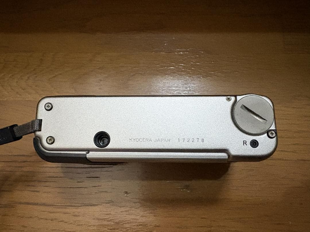 CONTAX T2 コンパクトフィルムカメラ シルバー