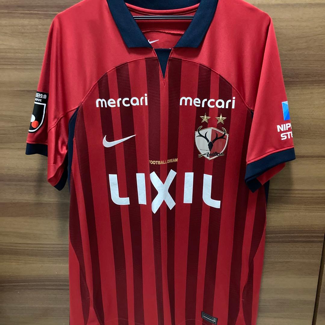 元鹿島アントラーズ現柏レイソル仲間隼斗選手 背番号33 サイン入り