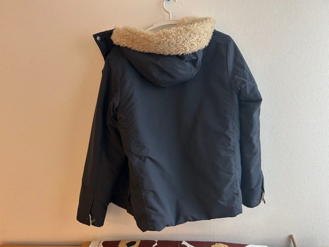 パタゴニア インサレーテッド イスマス ジャケット