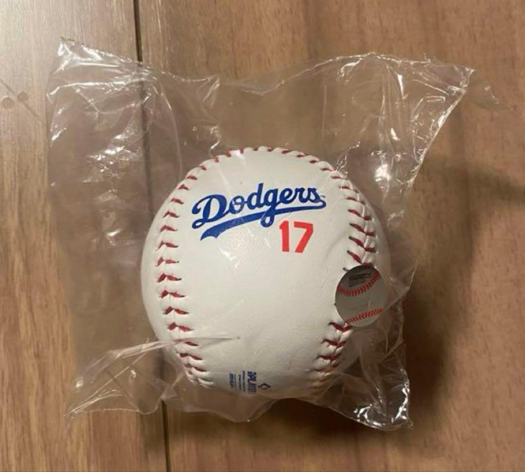 大谷翔平　ドジャース　dodgers ボール４個