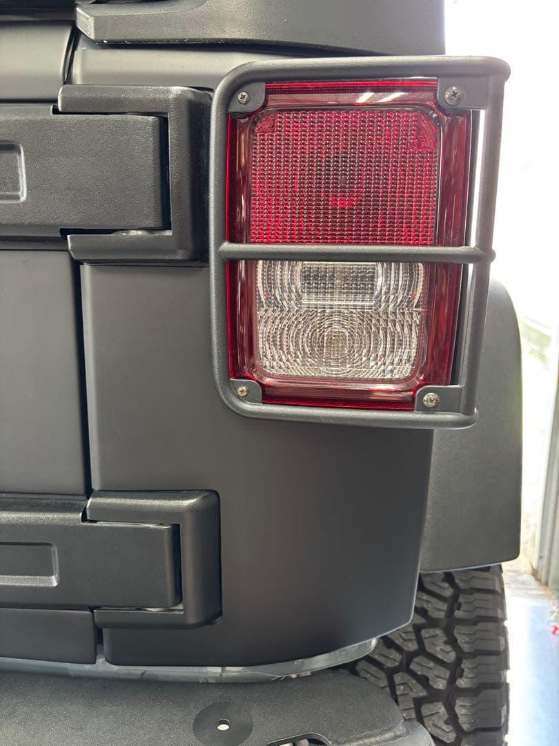 な*！様 jeep jk RUGGED RIDGE リアコーナー ボディーアーマ