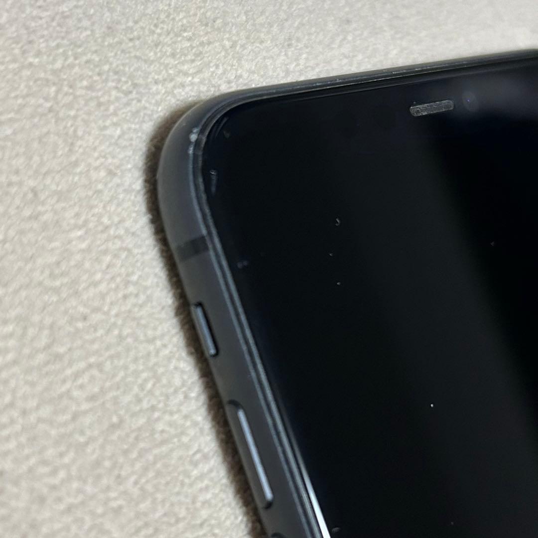 iPhone11 本体 64GB バッテリー残量70%