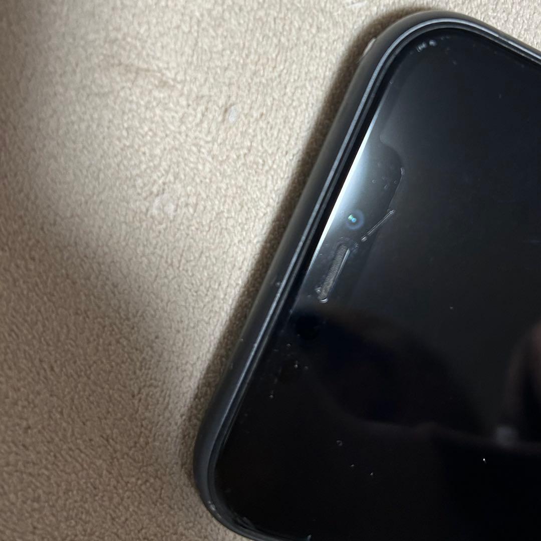 iPhone11 本体 64GB バッテリー残量70%