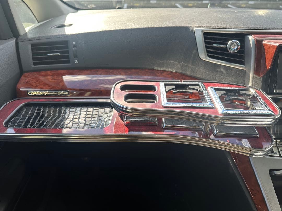 ヴェルファイア 20 ギャルソン　フロントテーブル