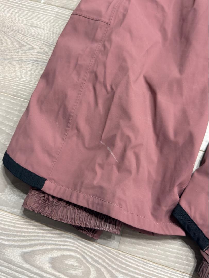 Burton スノーボードウェア パンツ ピンク
