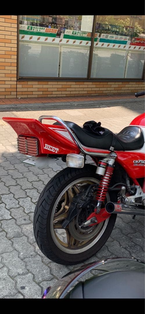 さくさん専用 CB750F BEETテールカウル 本物 ボルドール