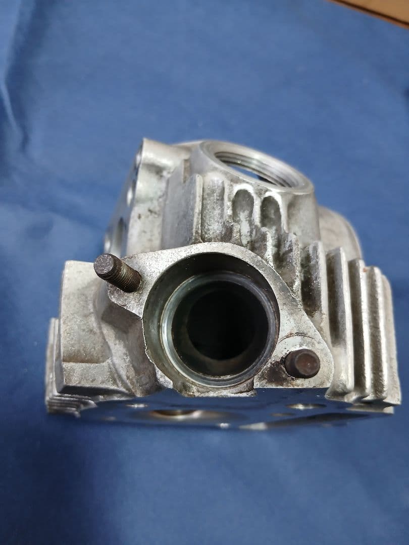 【モンキー】z50j　モンキー　シリンダーヘッド