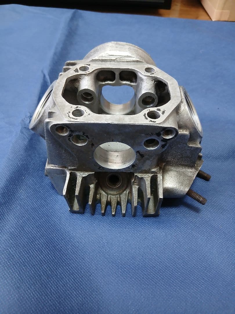 【モンキー】z50j　モンキー　シリンダーヘッド