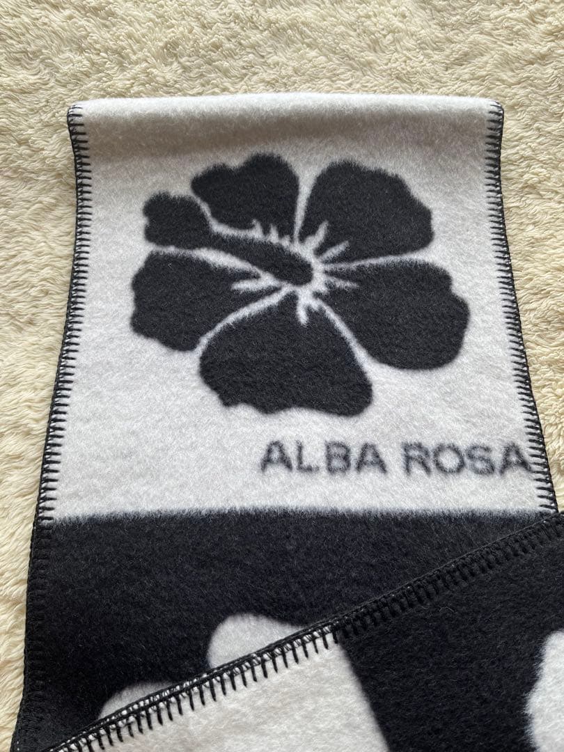 ALBA ROSA アルバローザ　升目　マフラー