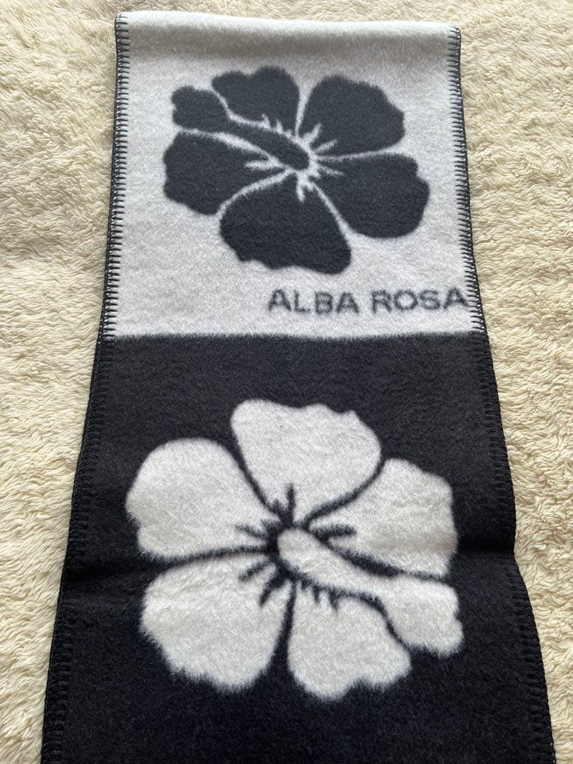 ALBA ROSA アルバローザ　升目　マフラー