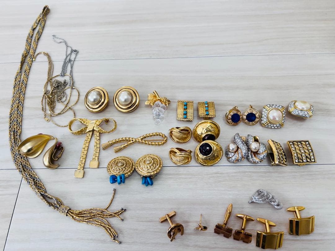 marie★遺品整理　生前整理 アクセサリーまとめCartier 他★