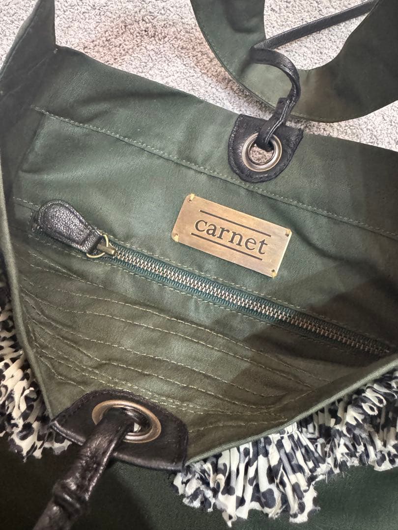 carnet オリーブグリーン ナイロンバッグ