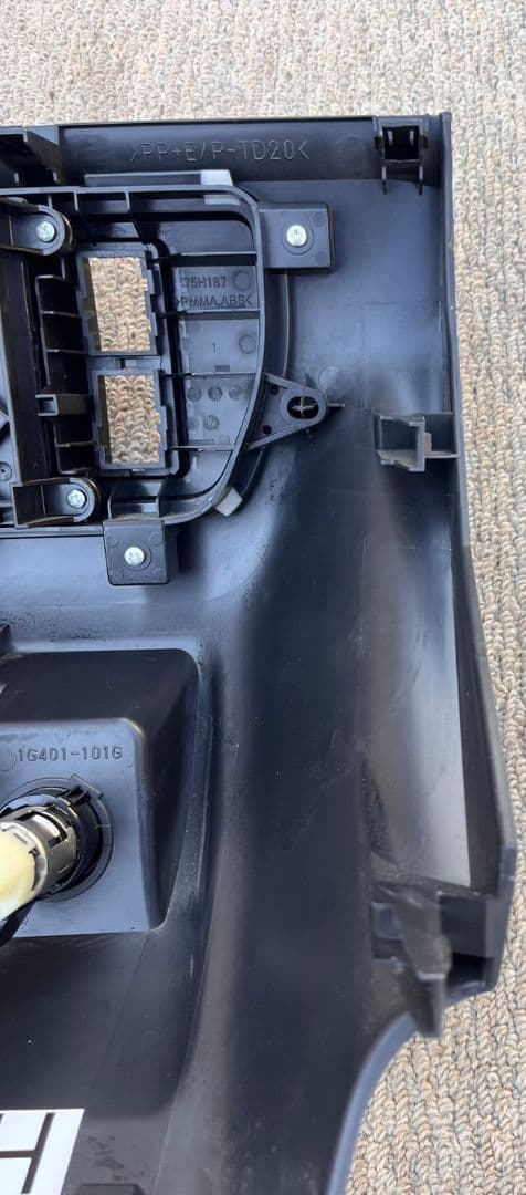 トヨタ ハイエース200系 S-GL 純正エアコンパネル