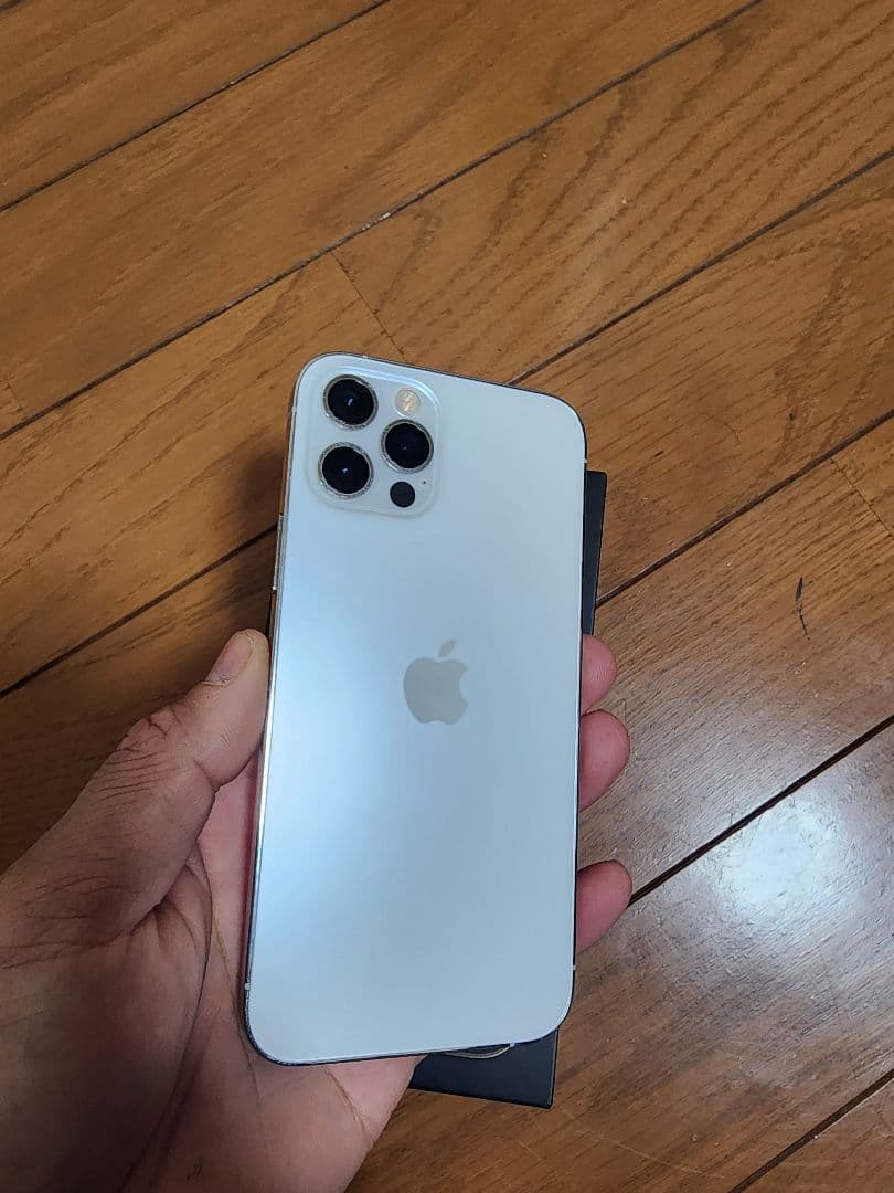 スマートフォン本体 iPhone12pro128Gb