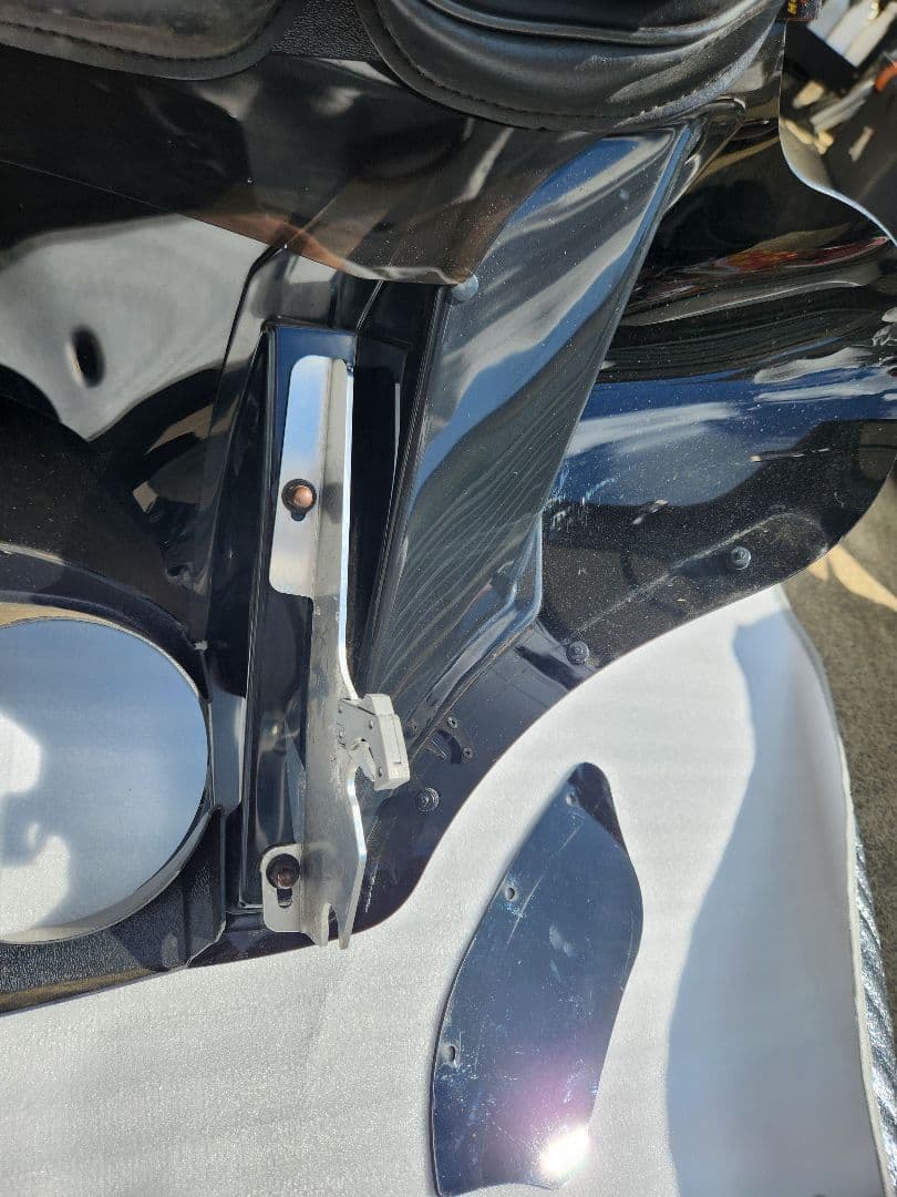 メンフィスシェード バットウイング フェアリング FXDF ハーレー