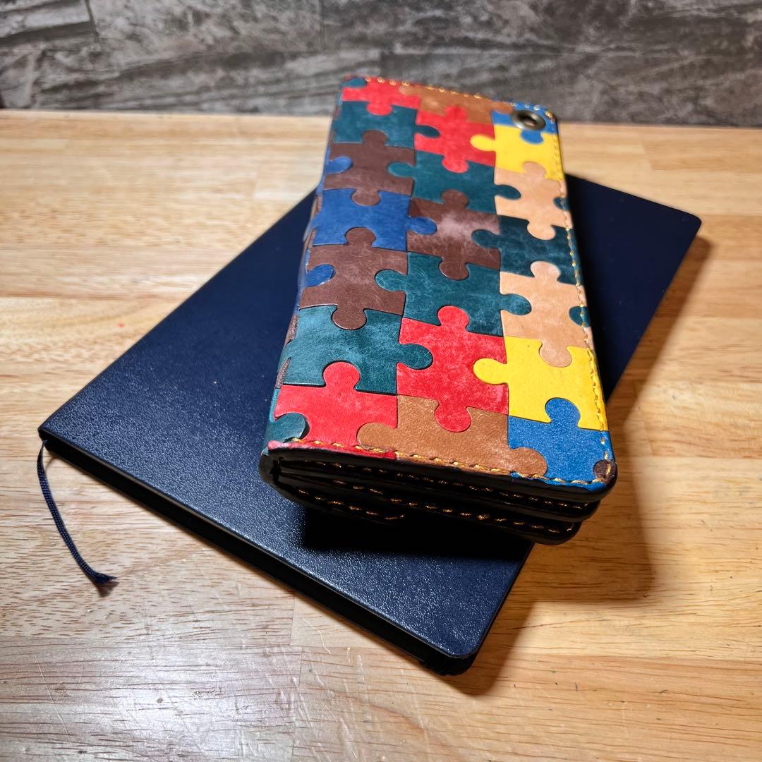 ア*キ様 【世界に一つ】ロングトラッカーウォレット 長財布 高級 本革 パズル