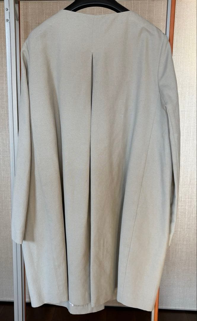 写真追加しました　ファビアナ フィリッピ 白コート