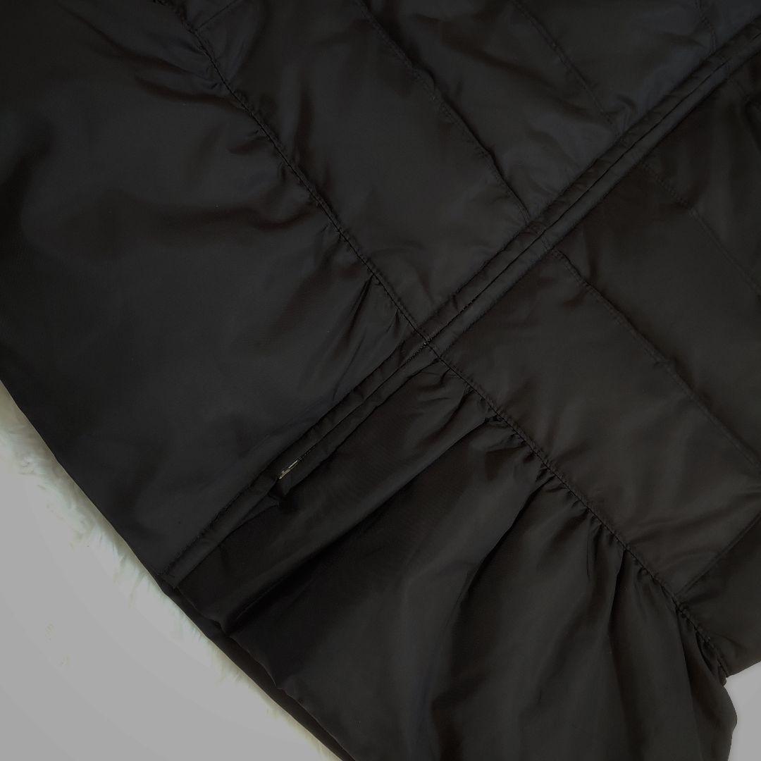 エムズグレイシー　ダウンベスト　フラワー刺繍 フーデット　ファー付き　ペプラム