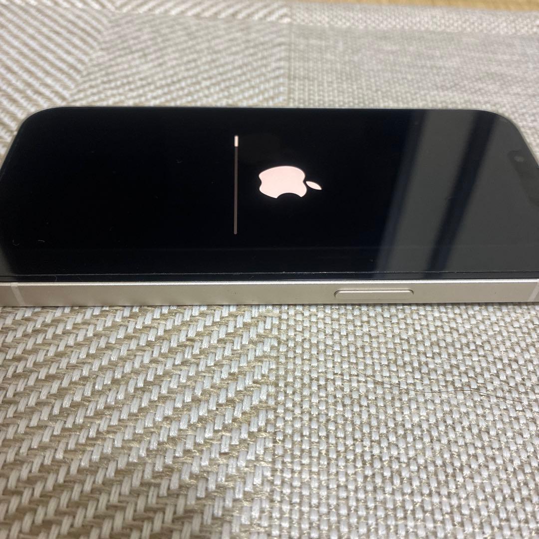 【美品】iPhone13 128㎇